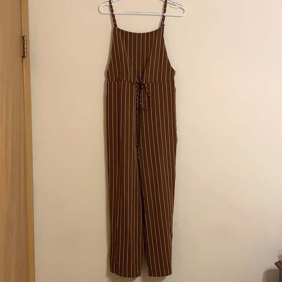 Urban Outfitters Jumpsuit - Picture 2 of 2